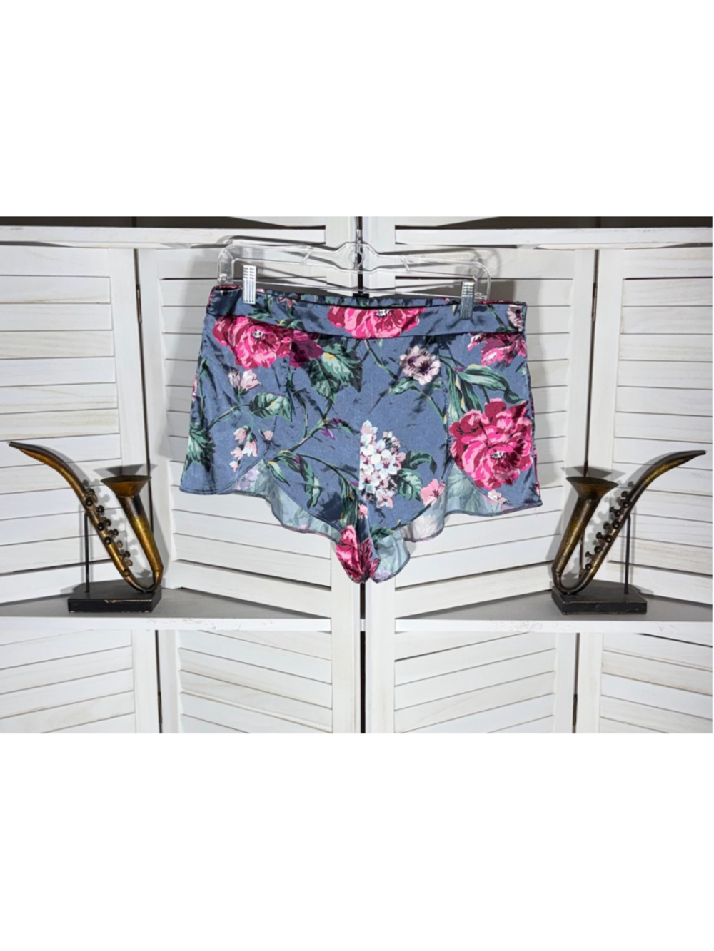 Victoria's Secret satin floral shorts pj bottom sexy boho fairy festival sz L